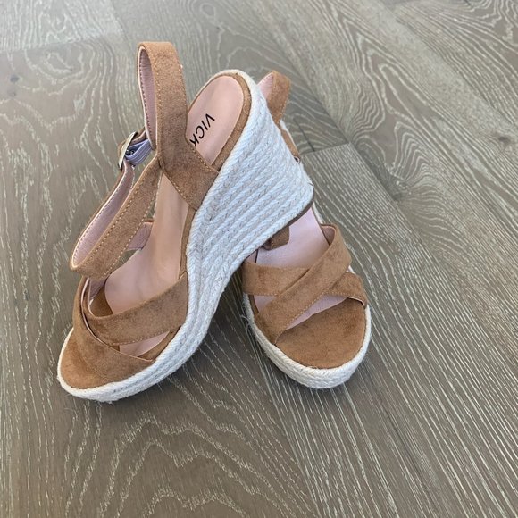 Vicki Vicki platform wedge sandals - Picture 5 of 5